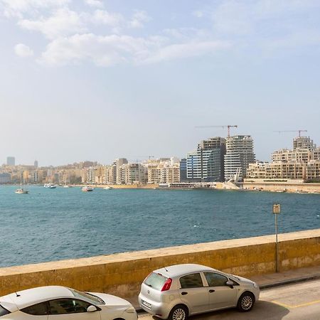 Seafront - Top Location, Top Floor With Wifi & Ac By 360 Estates Valletta Exterior foto