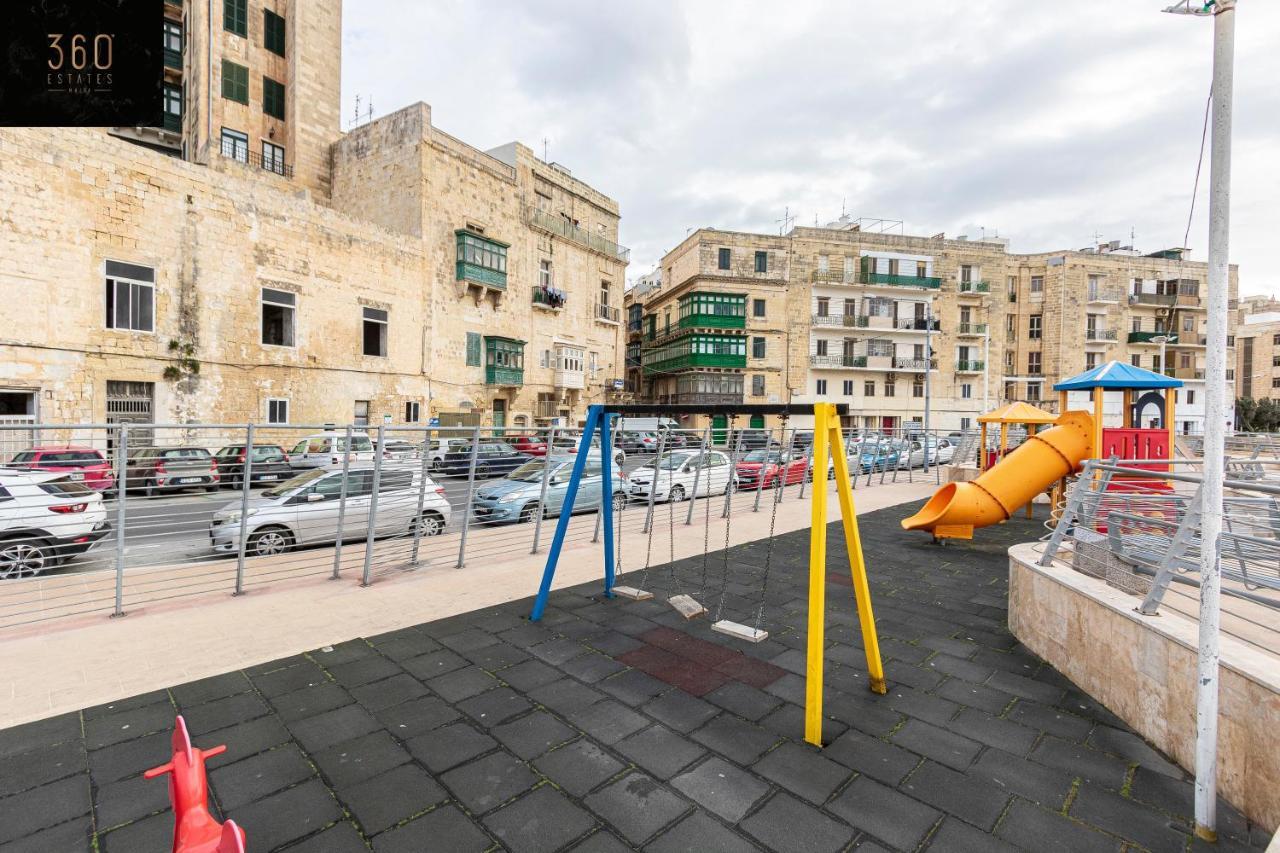 Seafront - Top Location, Top Floor With Wifi & Ac By 360 Estates Valletta Exterior foto