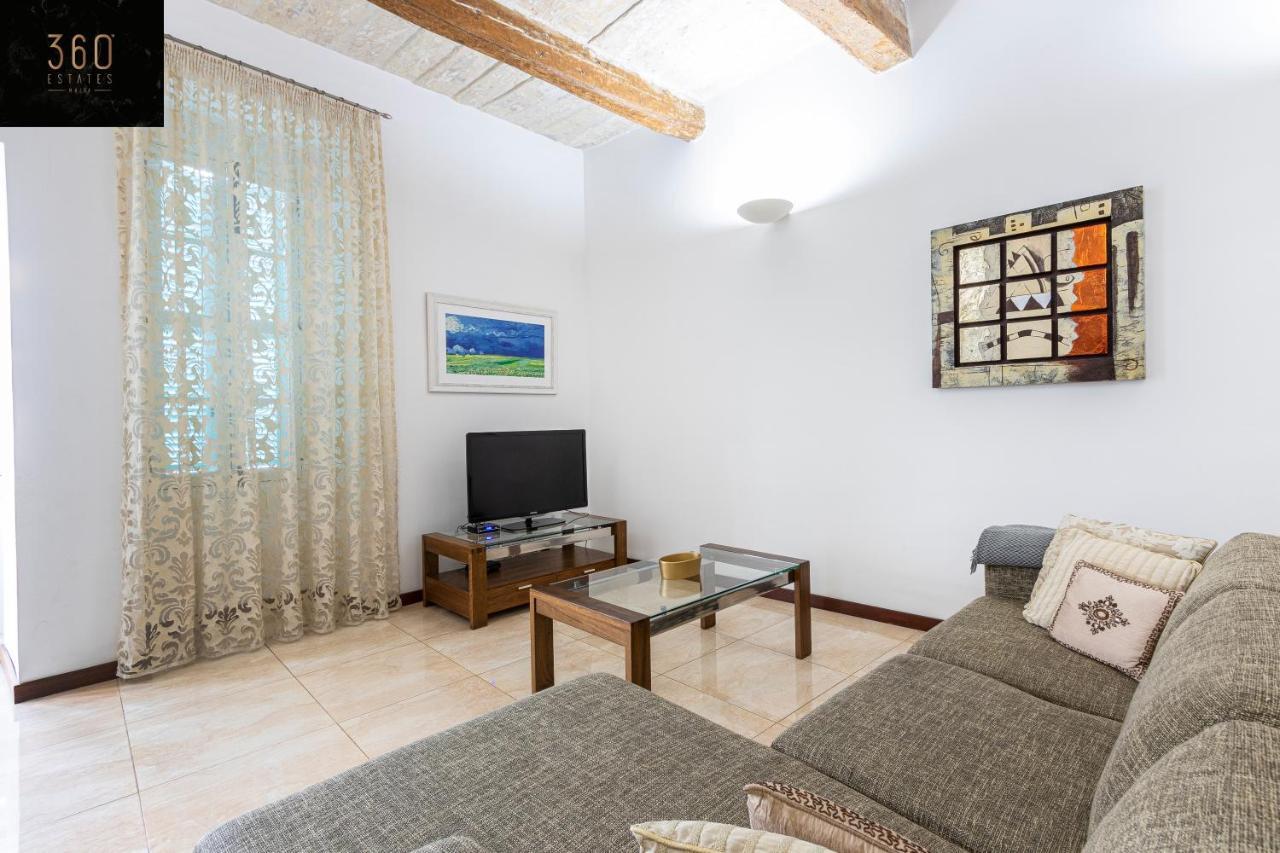 Seafront - Top Location, Top Floor With Wifi & Ac By 360 Estates Valletta Exterior foto