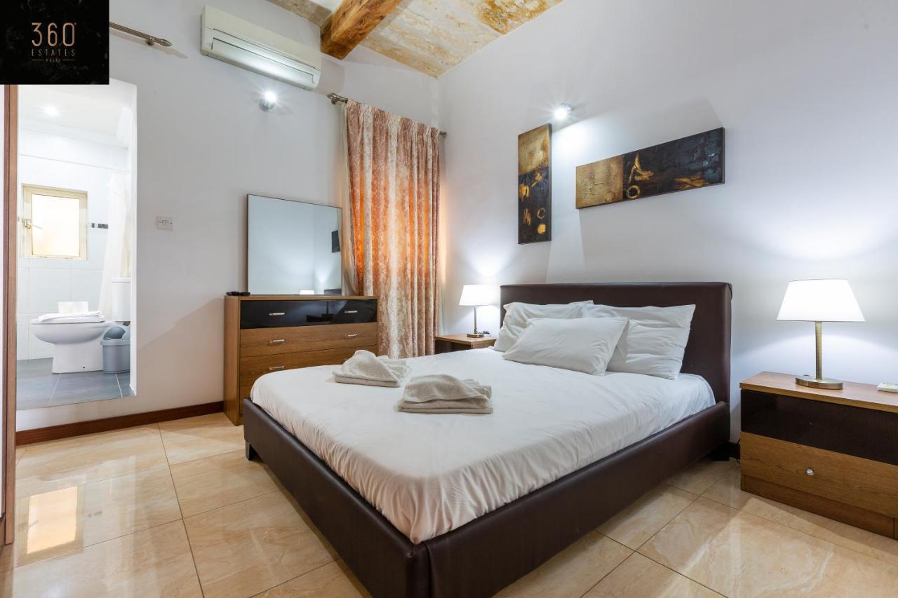 Seafront - Top Location, Top Floor With Wifi & Ac By 360 Estates Valletta Exterior foto