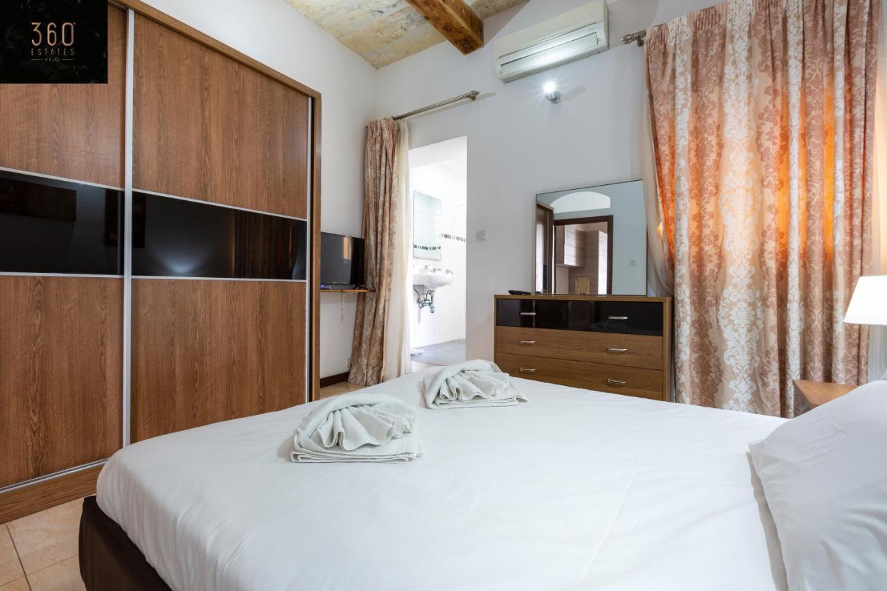 Seafront - Top Location, Top Floor With Wifi & Ac By 360 Estates Valletta Exterior foto
